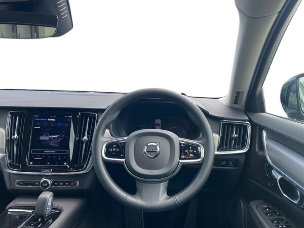 Used Volvo V90 2024 for sale - 75497802: Photo 9