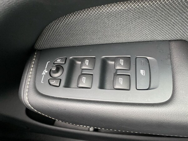 Used Volvo XC60 2022 for sale - 76231701: Photo 21