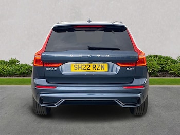 Used Volvo XC60 2022 for sale - 76231701: Photo 4