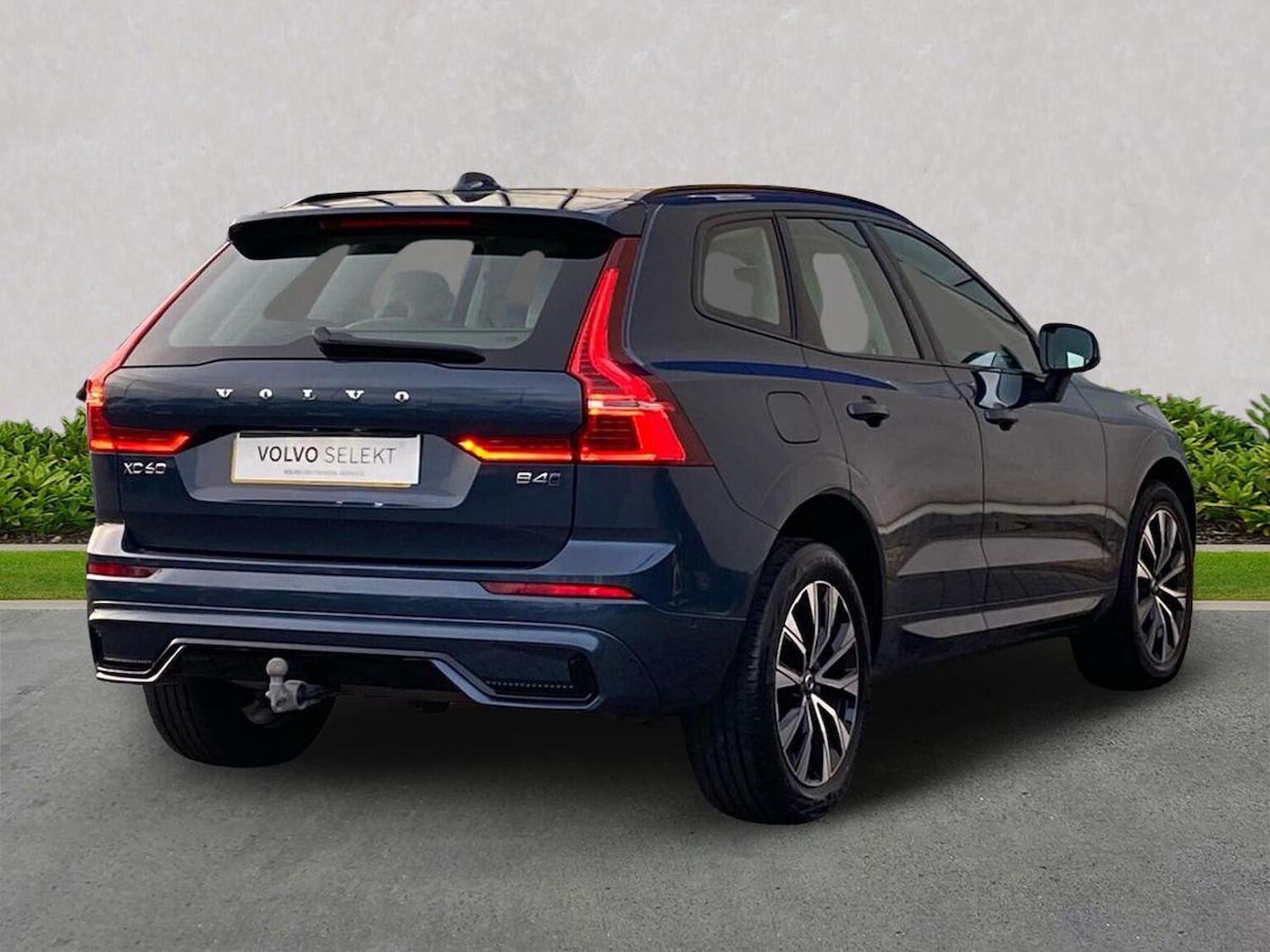 Used Volvo XC60 2023 for sale - 76471072: Photo 19