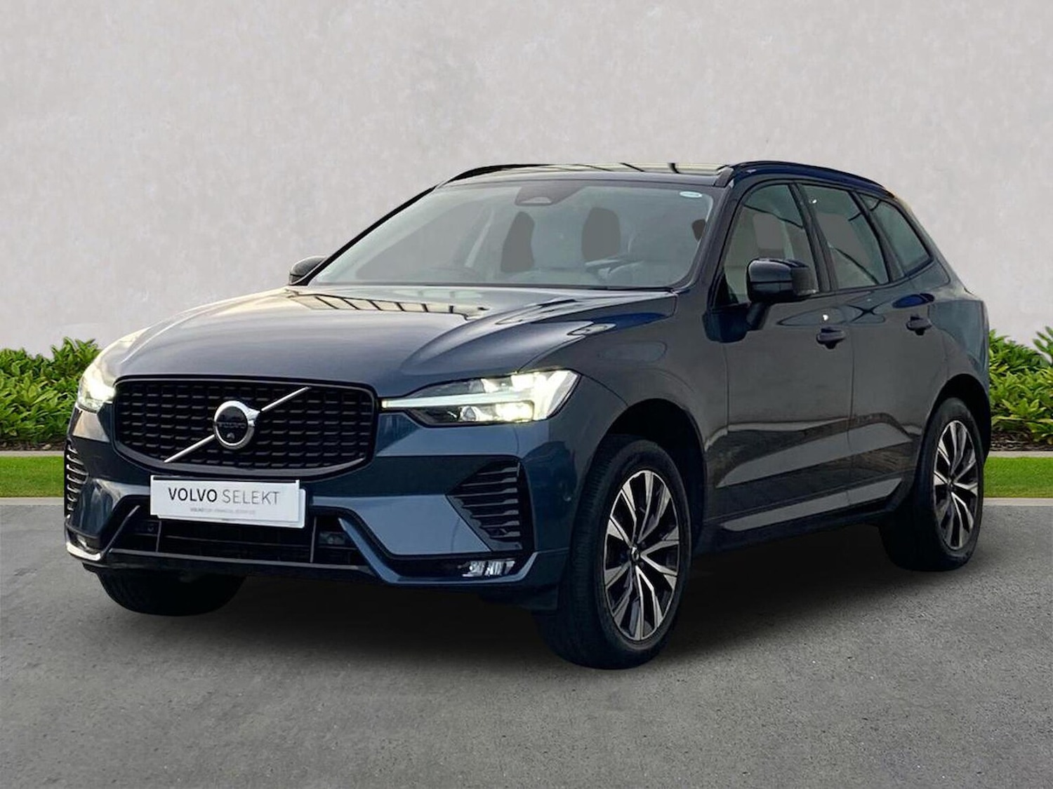 Used Volvo XC60 2023 for sale - 76471072: Photo 21