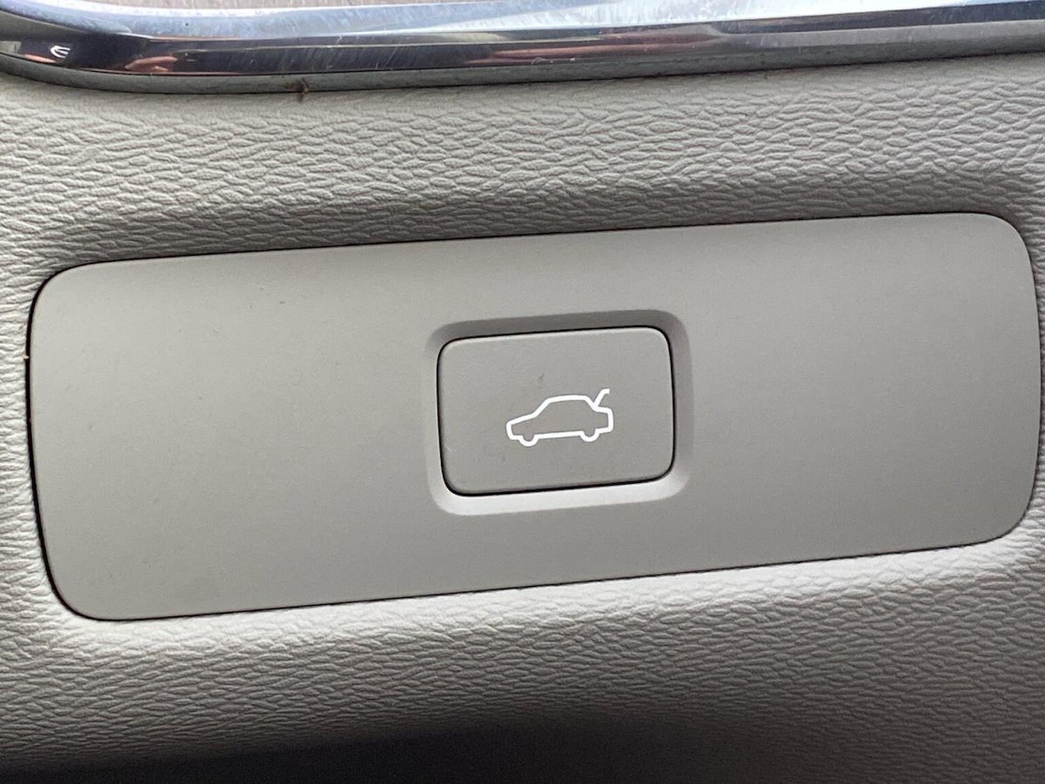 Used Volvo XC60 2023 for sale - 76471072: Photo 23