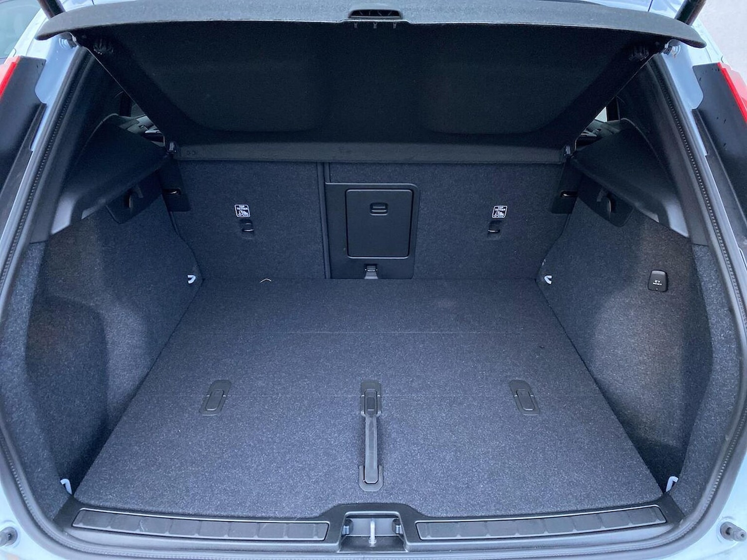 Used Volvo XC40 2025 for sale - 77616741: Photo 17