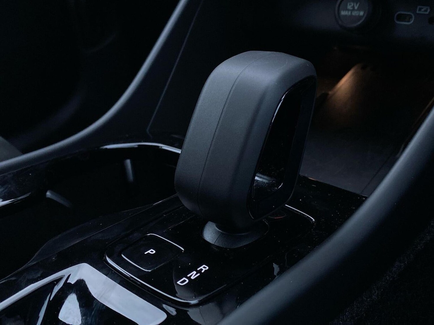 Used Volvo XC40 2025 for sale - 77616741: Photo 36