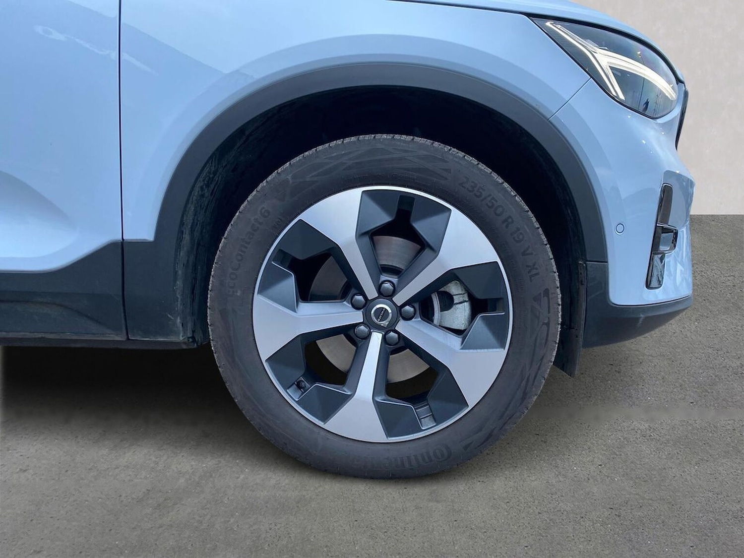 Used Volvo XC40 2025 for sale - 77616741: Photo 6