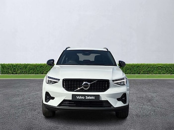 Used Volvo XC40 2026 for sale - 79290103: Photo