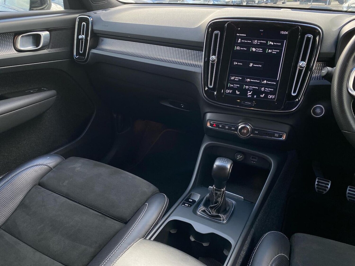 Used Volvo XC40 2020 for sale - 76347032: Photo 13