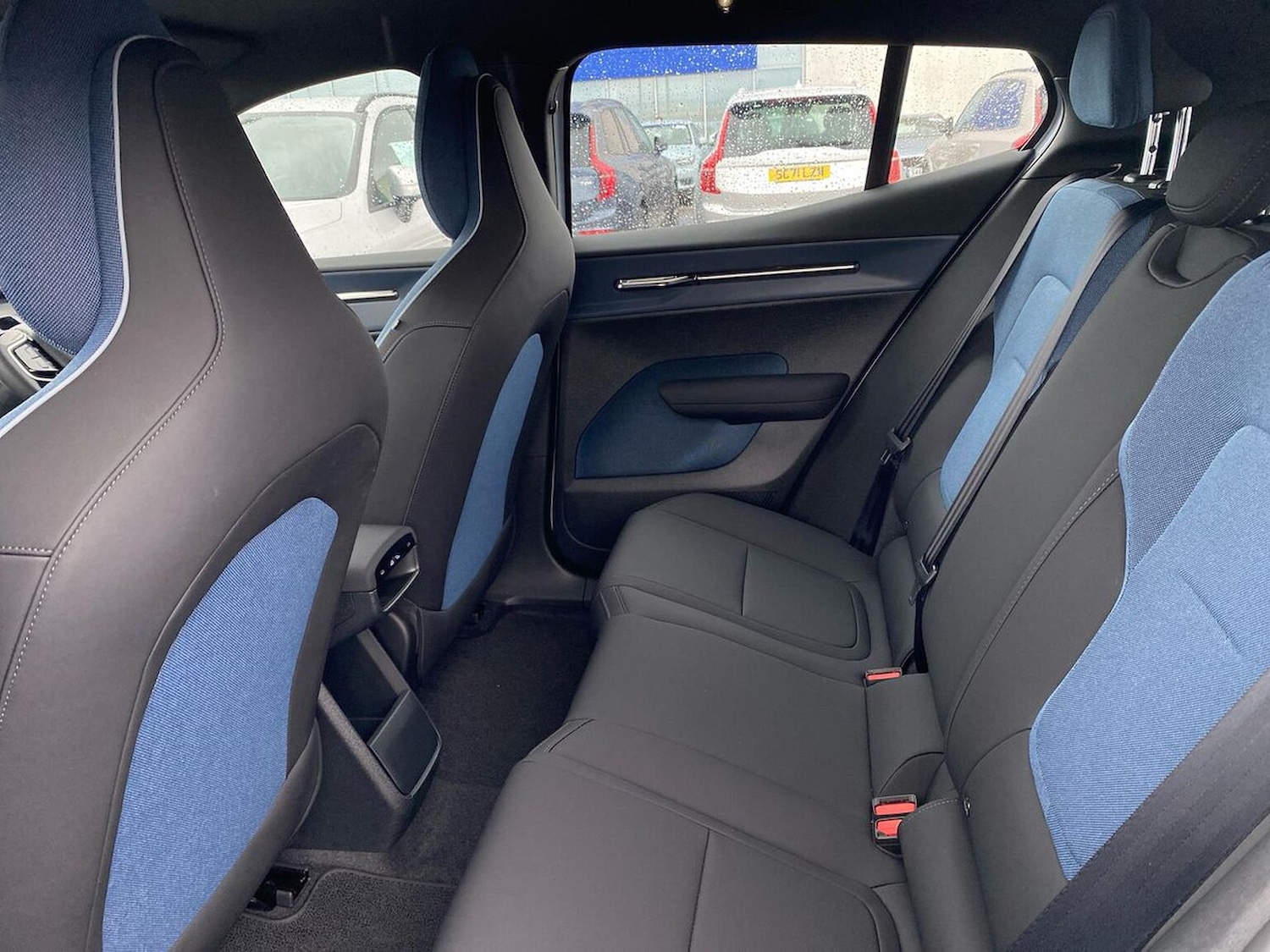 Used Volvo EX30 2025 for sale - 76159559: Photo 16