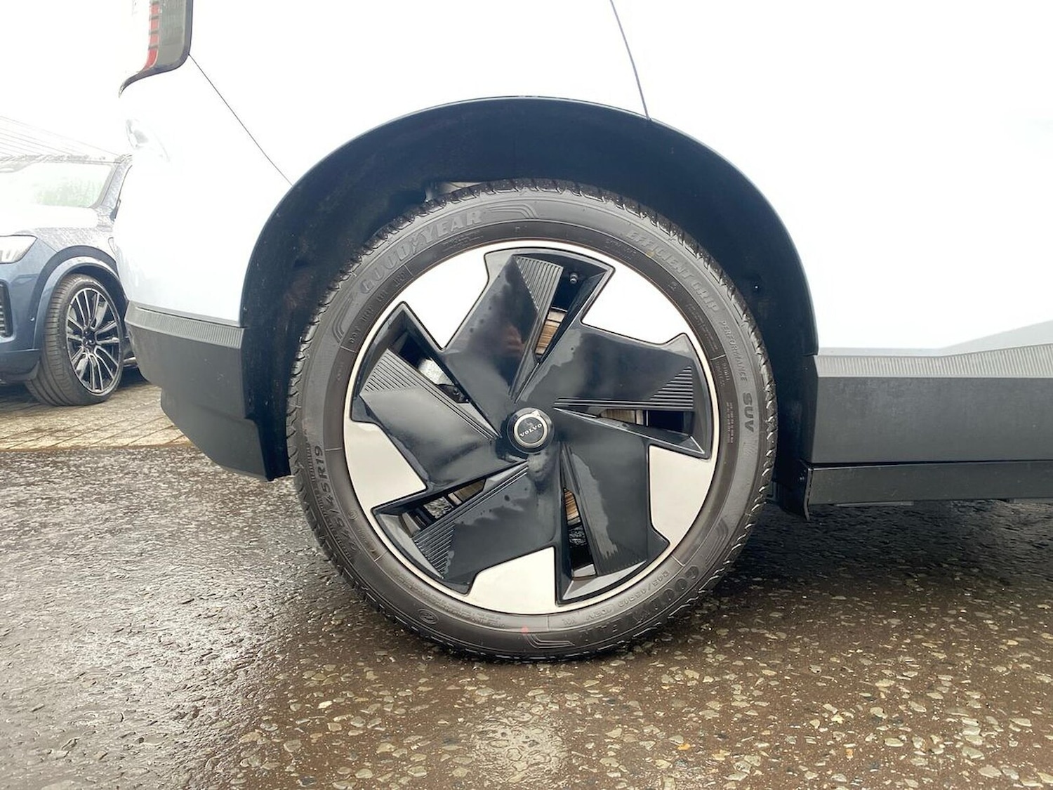 Used Volvo EX30 2025 for sale - 76159559: Photo 6