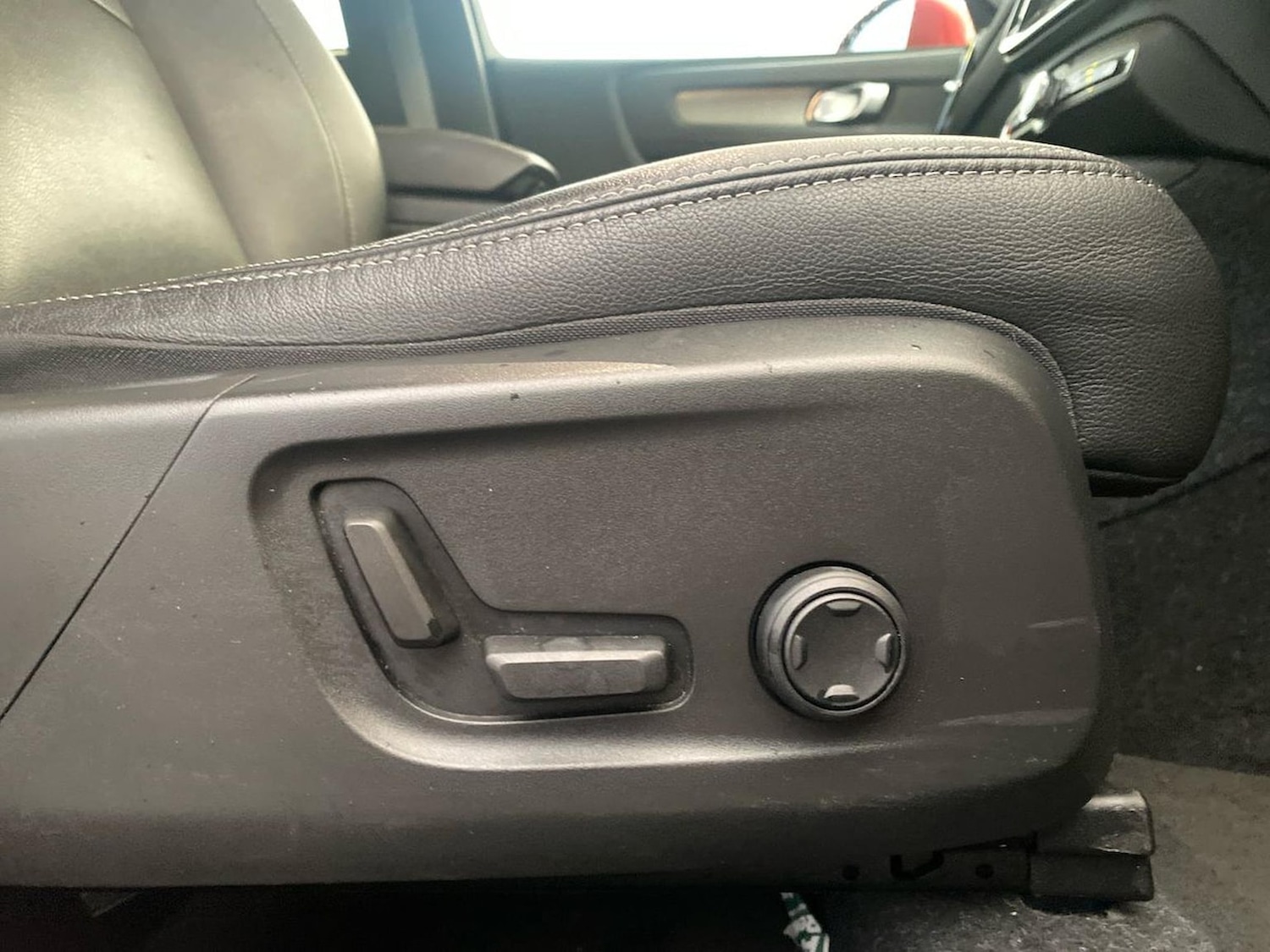 Used Volvo XC40 2021 for sale - 76430798: Photo 30