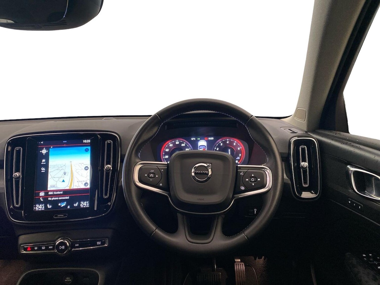 Used Volvo XC40 2021 for sale - 76430798: Photo 9