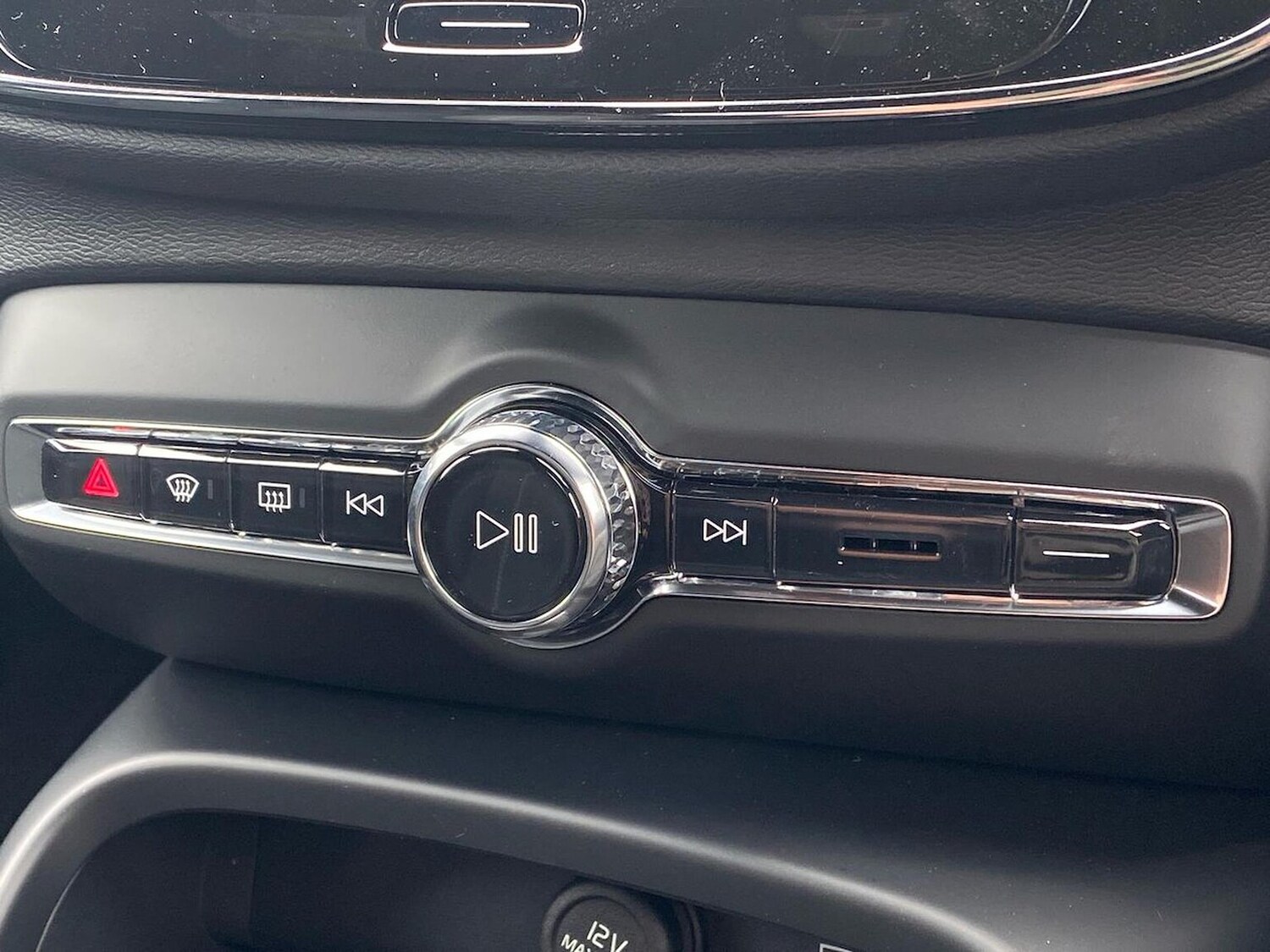 Used Volvo XC40 2025 for sale - 77522154: Photo 13