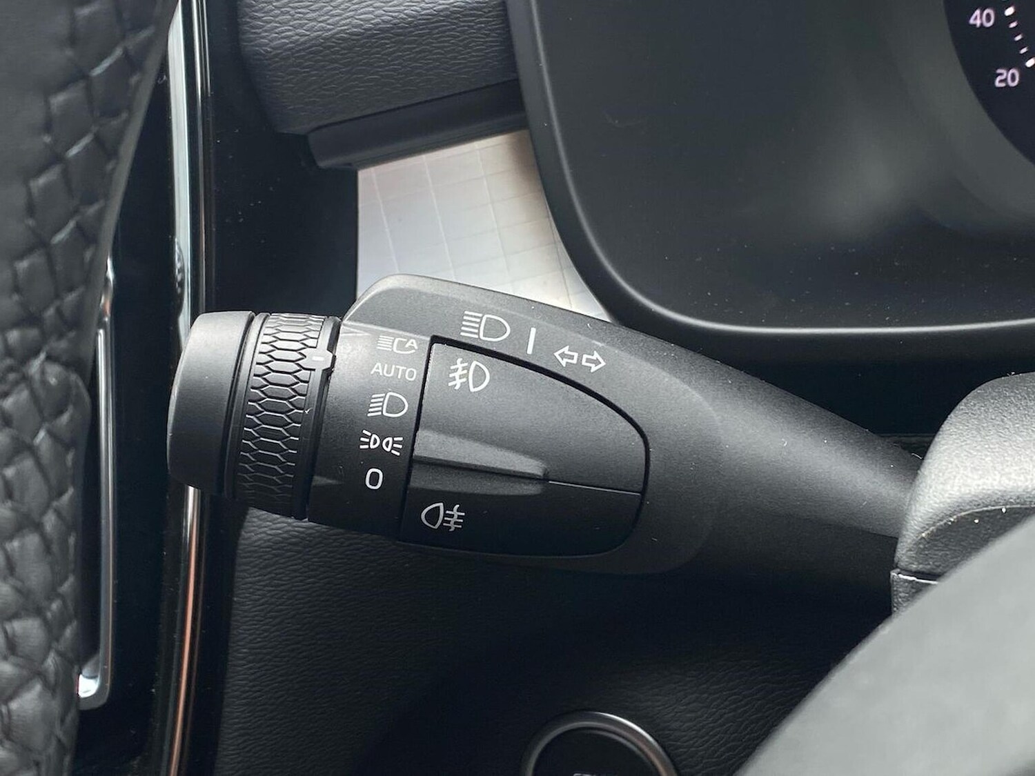 Used Volvo XC40 2025 for sale - 77522154: Photo 30