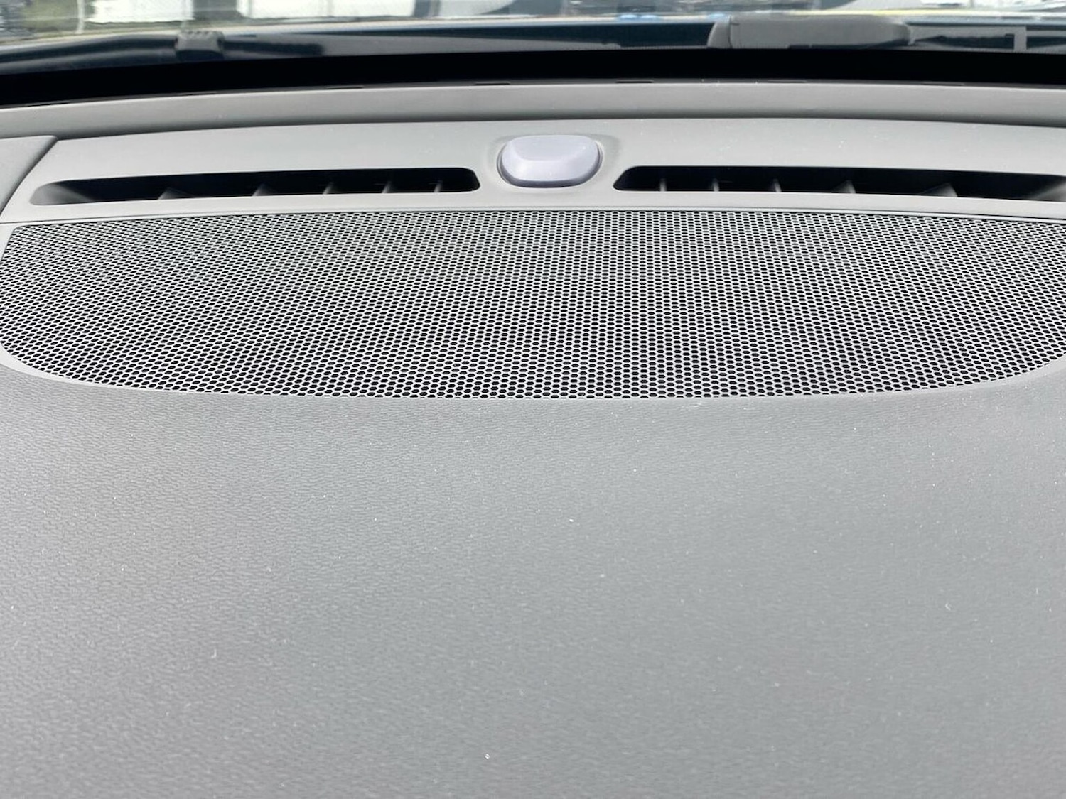 Used Volvo XC40 2025 for sale - 77522154: Photo 32