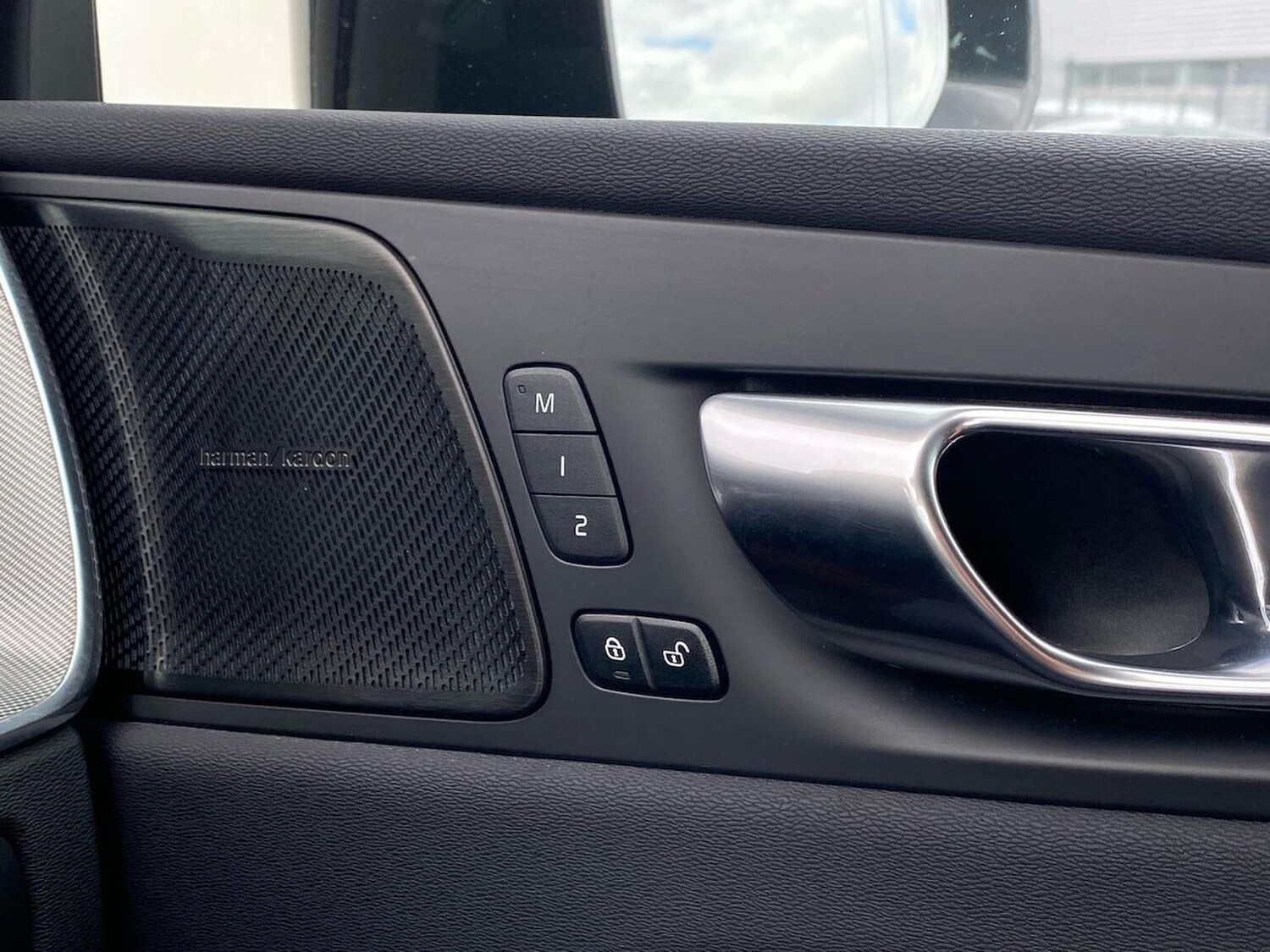 Used Volvo XC60 2023 for sale - 78191149: Photo 38