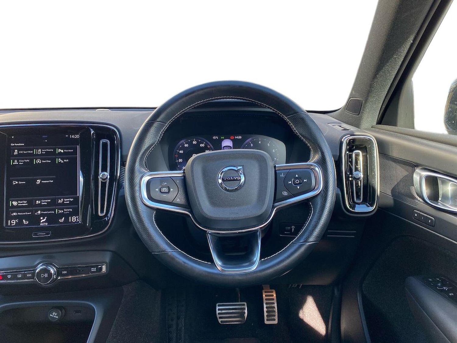 Used Volvo XC40 2020 for sale - 76497221: Photo 10