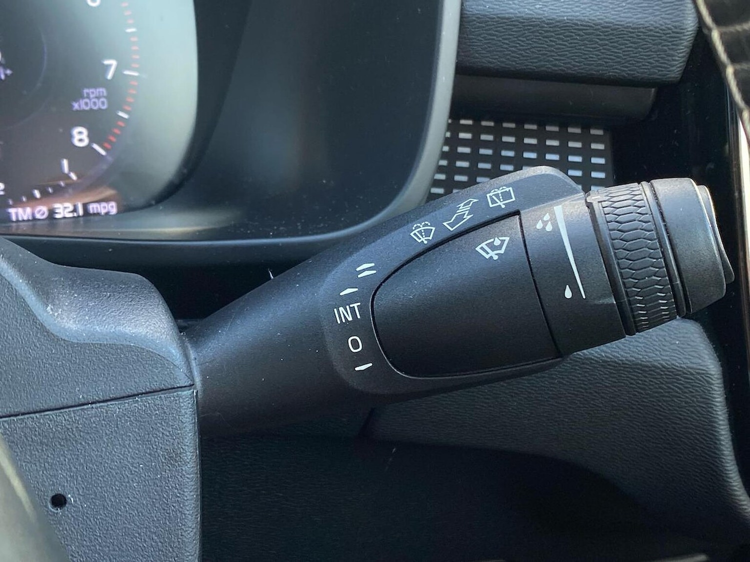 Used Volvo XC40 2020 for sale - 76497221: Photo 29