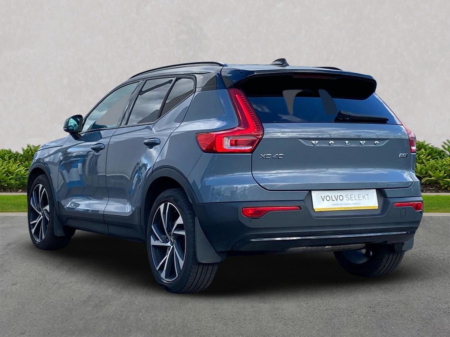 Used Volvo XC40 2020 for sale - 76497221: Photo 3