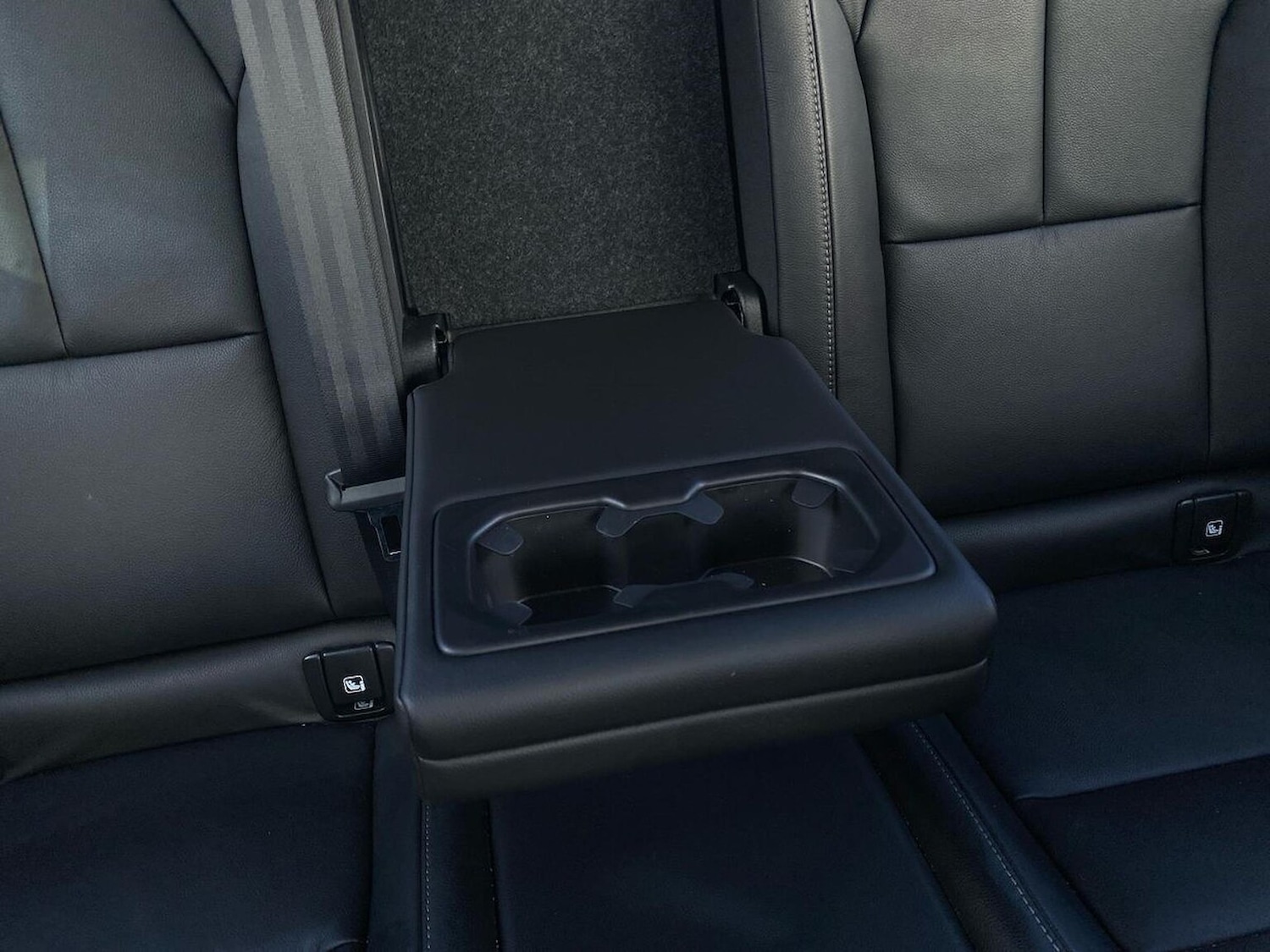 Used Volvo XC40 2020 for sale - 76497221: Photo 33