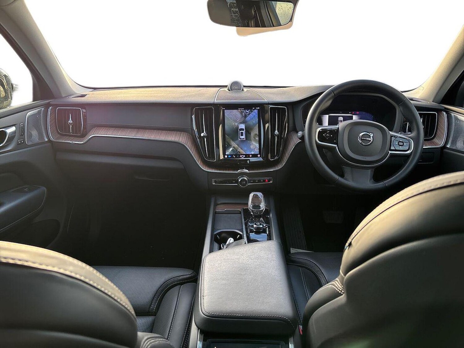 Used Volvo XC60 2022 for sale - 77489706: Photo 8