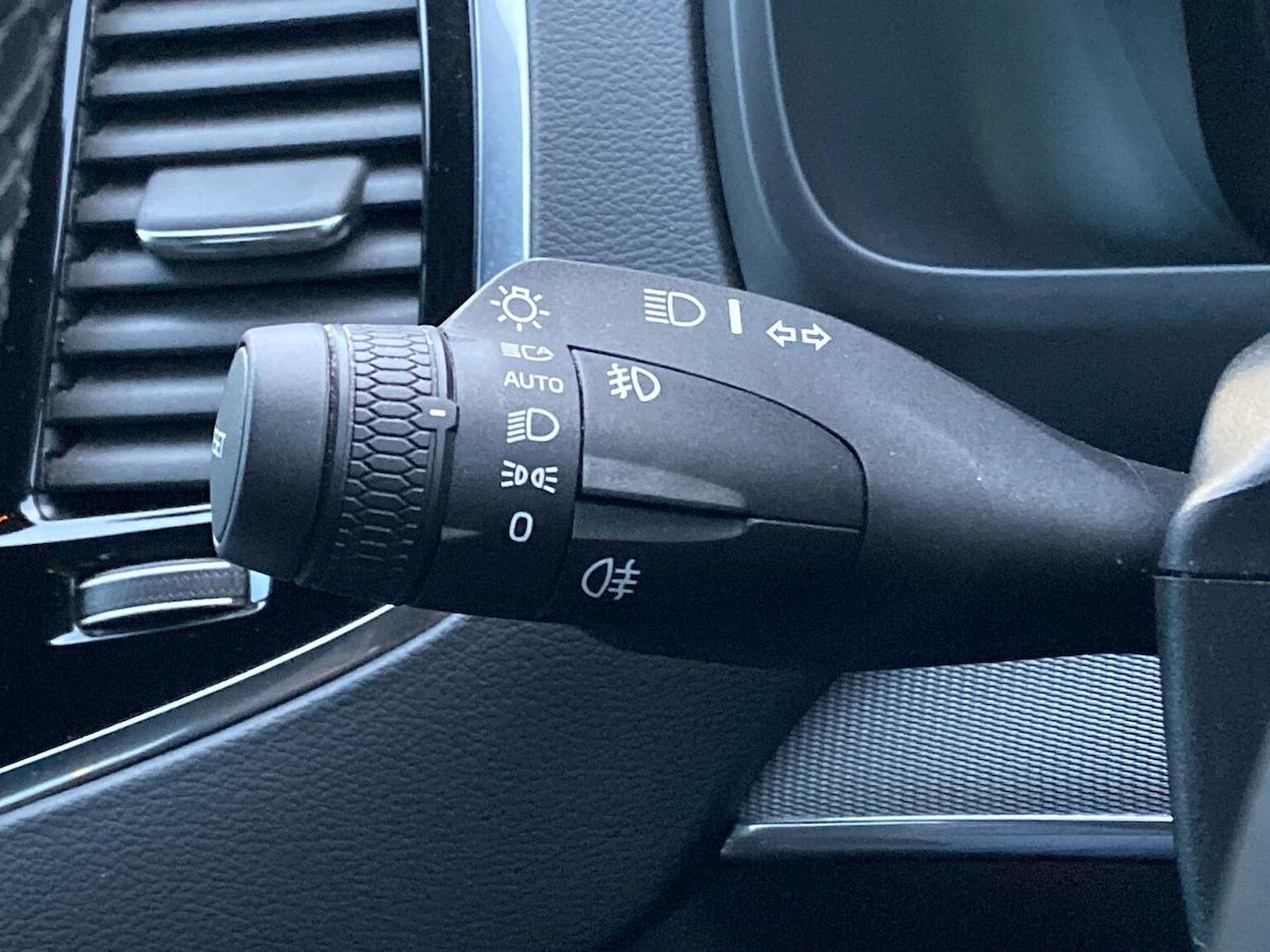 Used Volvo XC90 2021 for sale - 76407383: Photo 30