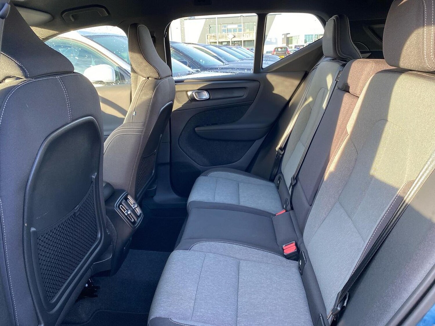 Used Volvo XC40 2022 for sale - 76382638: Photo 17