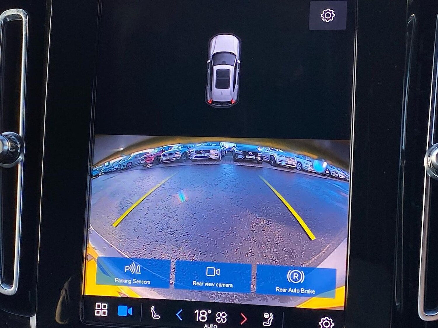 Used Volvo XC40 2022 for sale - 76382638: Photo 24