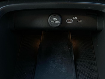 Used Volvo XC40 2022 for sale - 76382638: Photo