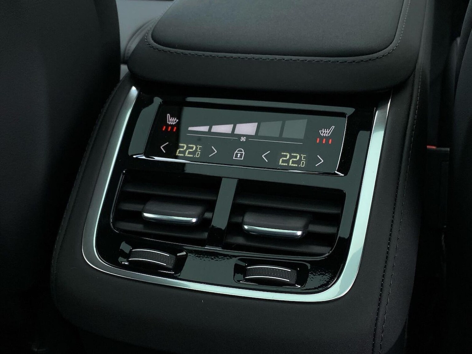 Used Volvo XC90 2026 for sale - 78191288: Photo 44