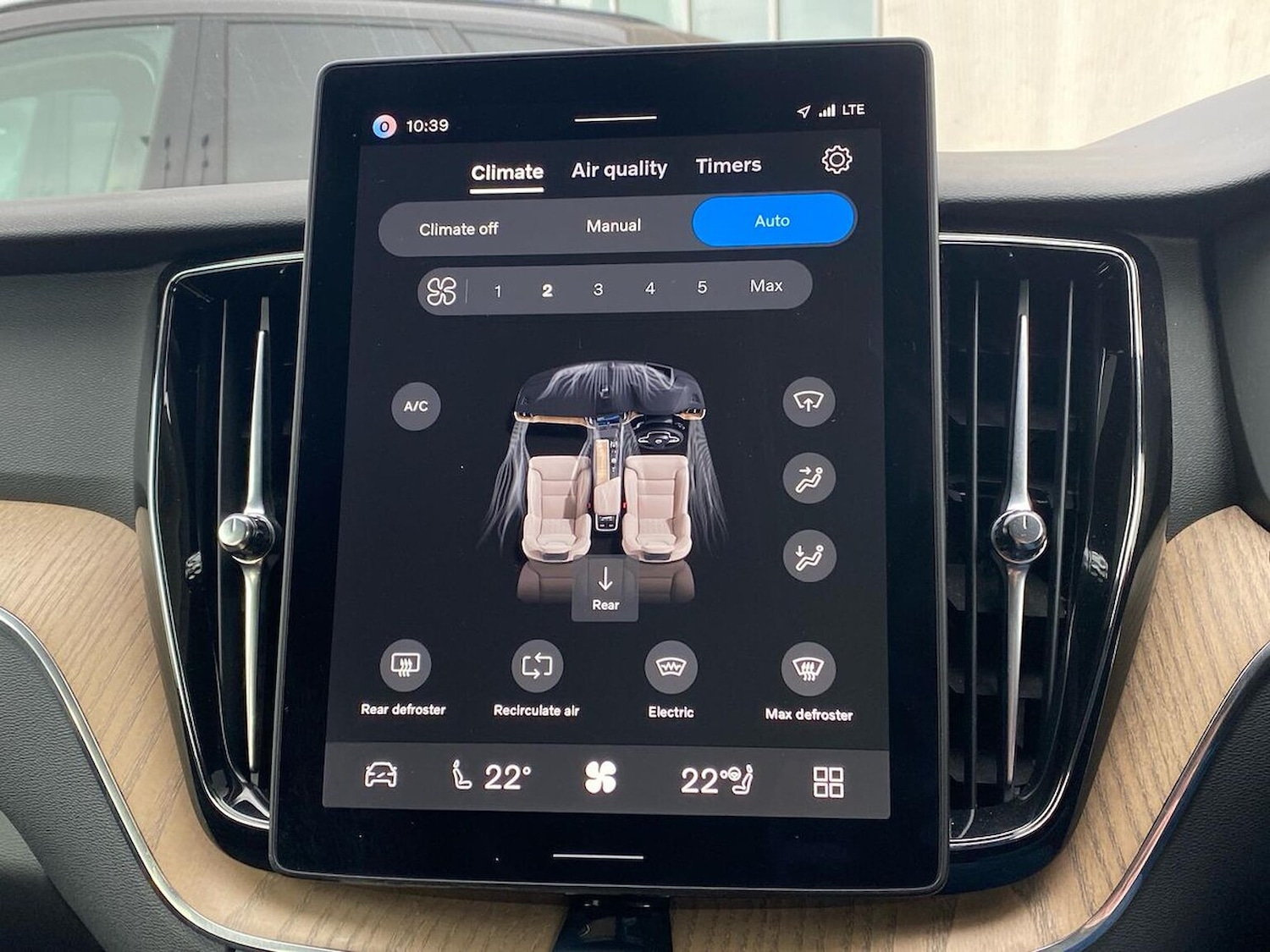 Used Volvo XC60 2025 for sale - 77984051: Photo 24