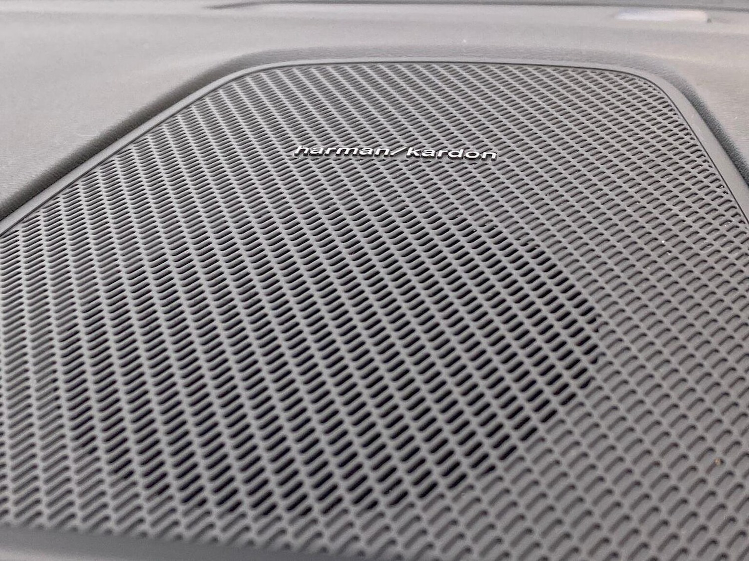 Used Volvo XC60 2025 for sale - 77984051: Photo 30