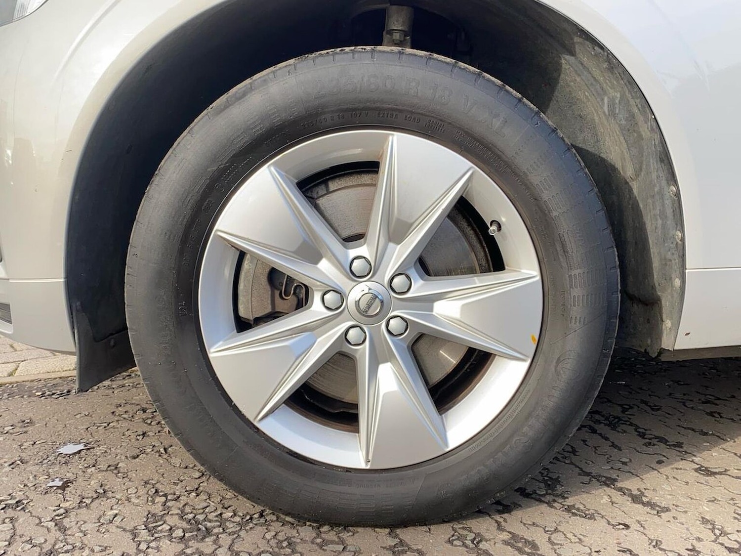 Used Volvo XC60 2022 for sale - 76383389: Photo 7