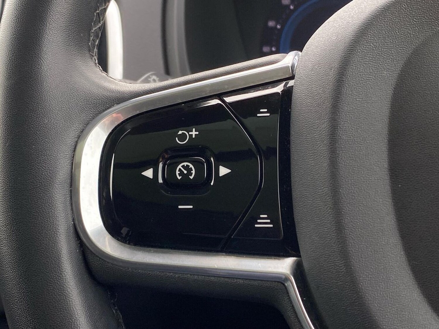 Used Volvo XC90 2022 for sale - 76643623: Photo 28