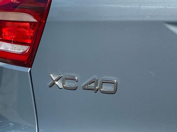 Used Volvo XC40 2020 for sale - 76305432: Photo 36