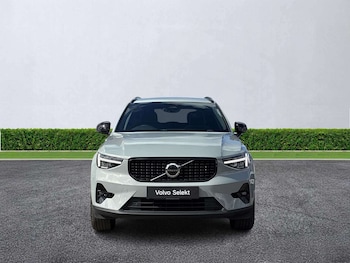 Used Volvo XC40 2025 for sale - 79341108: Photo
