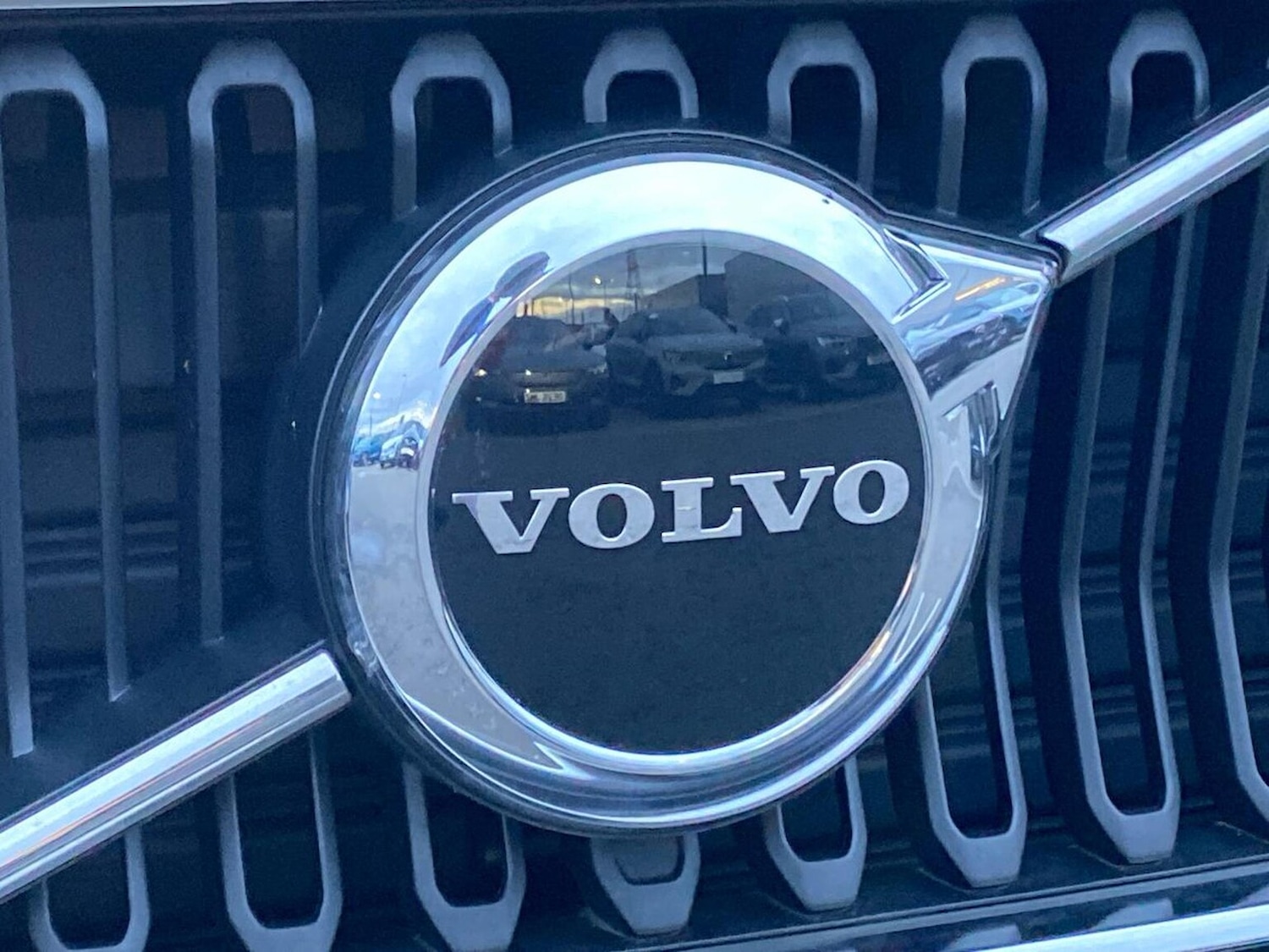 Used Volvo XC40 2023 for sale - 76510781: Photo 32