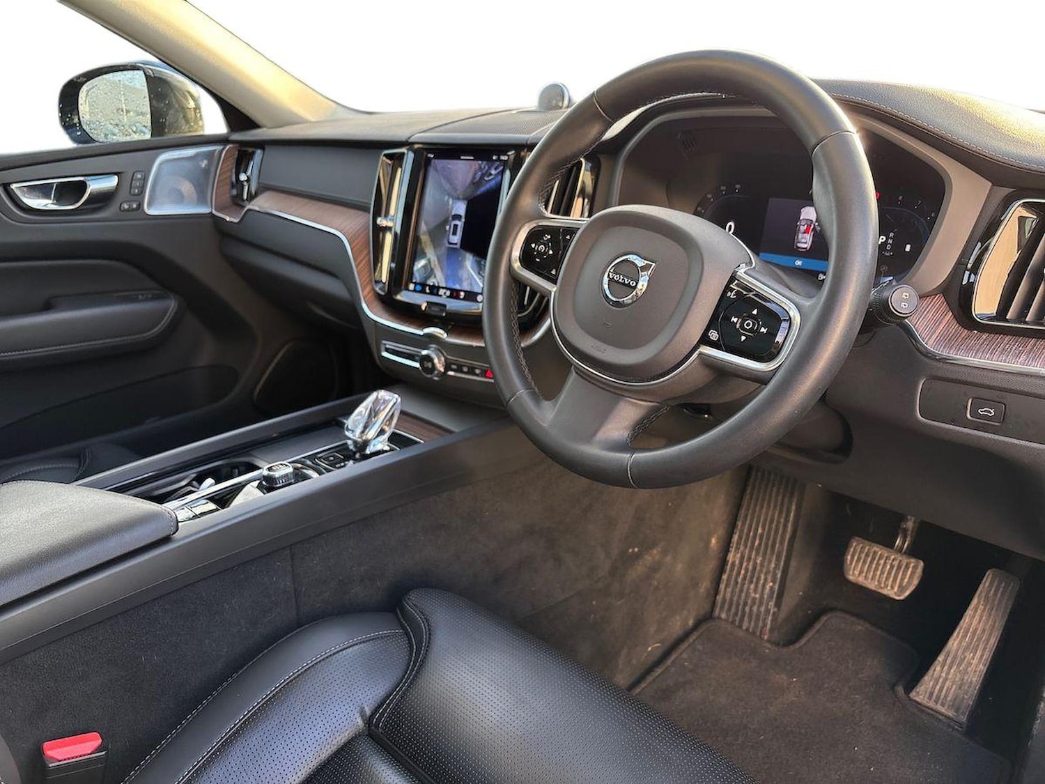 Used Volvo XC60 2022 for sale - 77572939: Photo 15