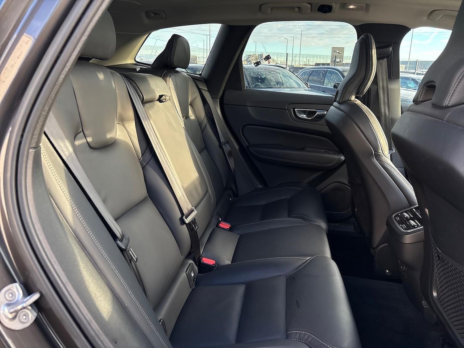 Used Volvo XC60 2022 for sale - 77572939: Photo 16