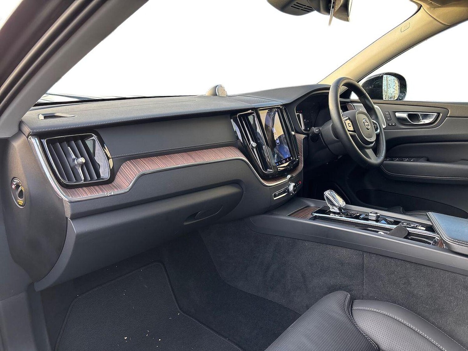 Used Volvo XC60 2022 for sale - 77572939: Photo 7