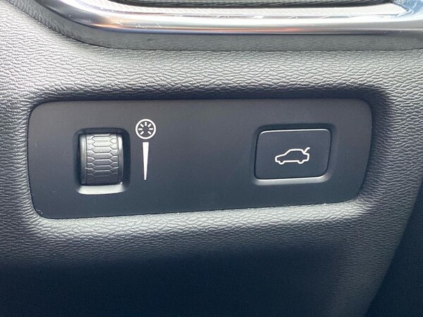 Used Volvo V60 2021 for sale - 76299442: Photo 23