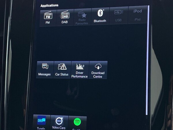 Used Volvo V60 2021 for sale - 76299442: Photo 2