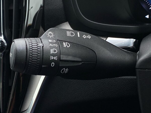 Used Volvo V60 2021 for sale - 76299442: Photo 30