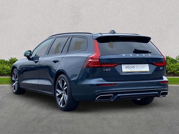 Used Volvo V60 2021 for sale - 76299442: Photo 3