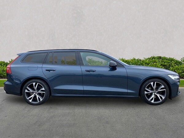 Used Volvo V60 2021 for sale - 76299442: Photo 4