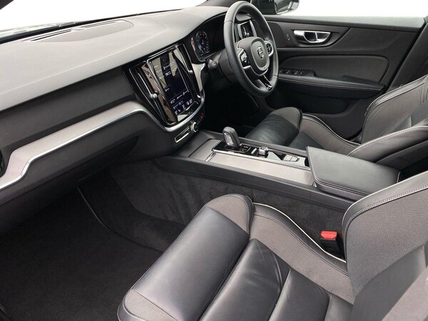 Used Volvo V60 2021 for sale - 76299442: Photo 8