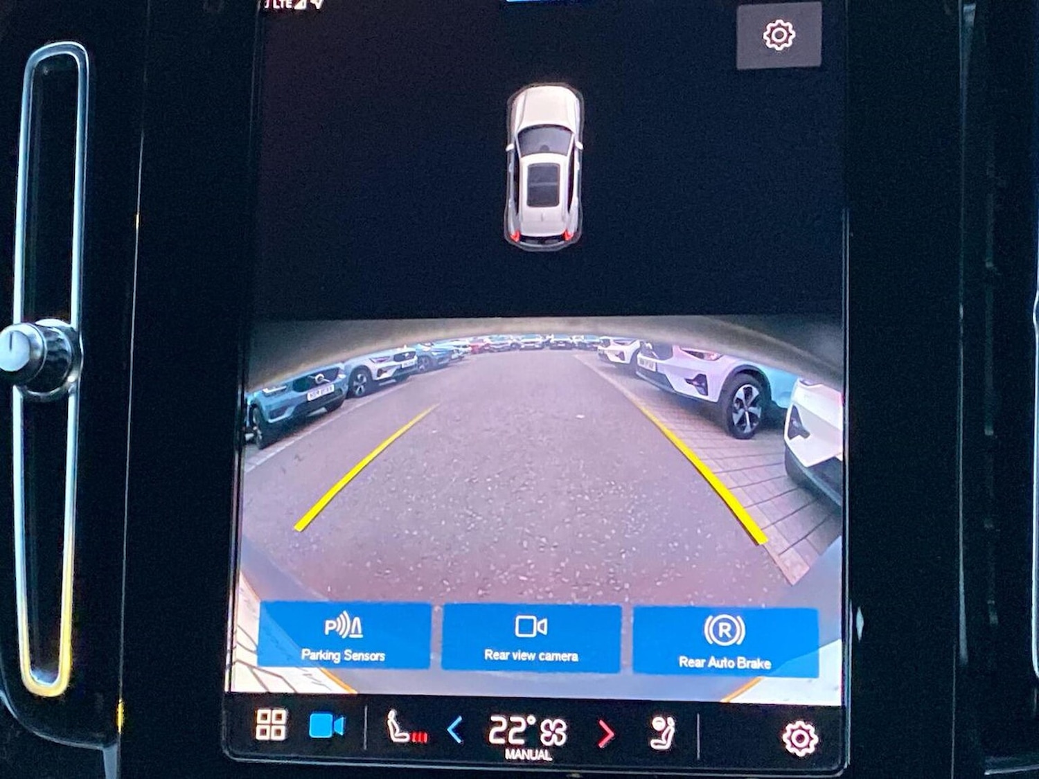 Used Volvo XC40 2022 for sale - 76387182: Photo 24