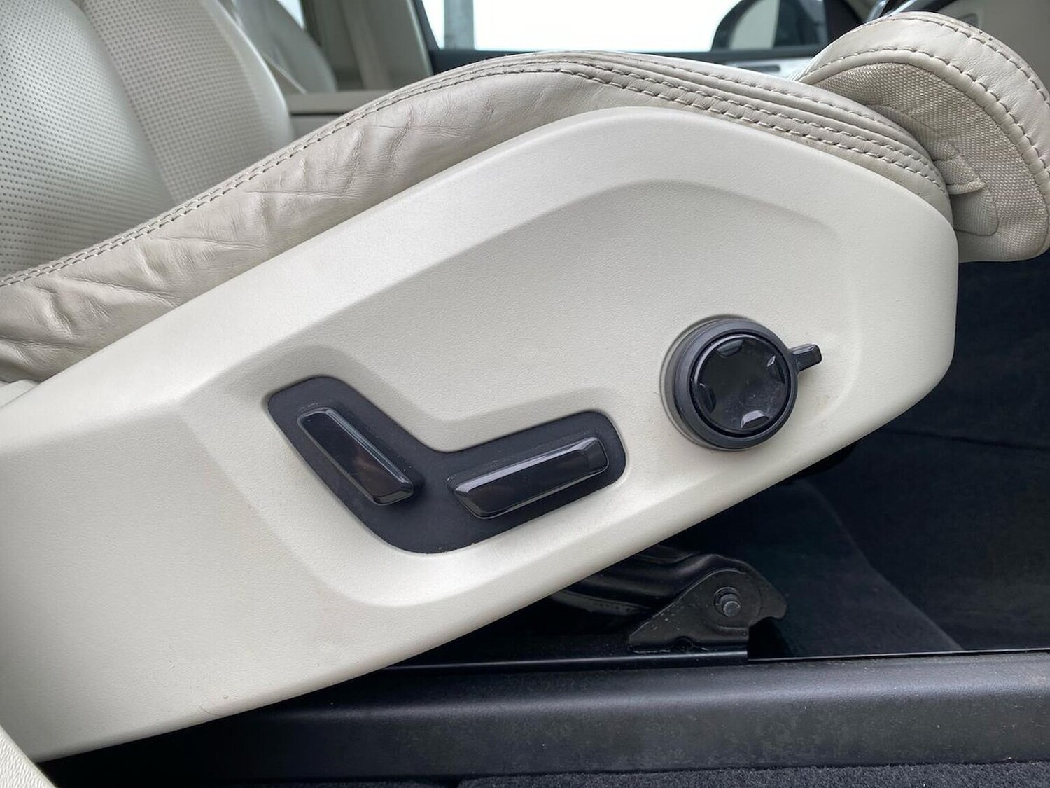 Used Volvo XC90 2023 for sale - 78191078: Photo 32