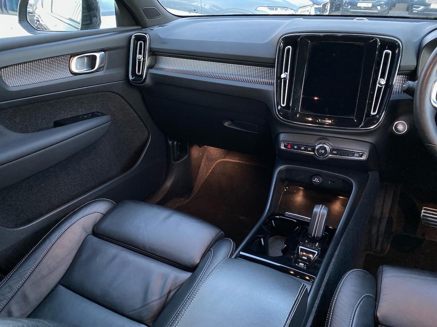 Used Volvo XC40 2021 for sale - 76855433: Photo 14