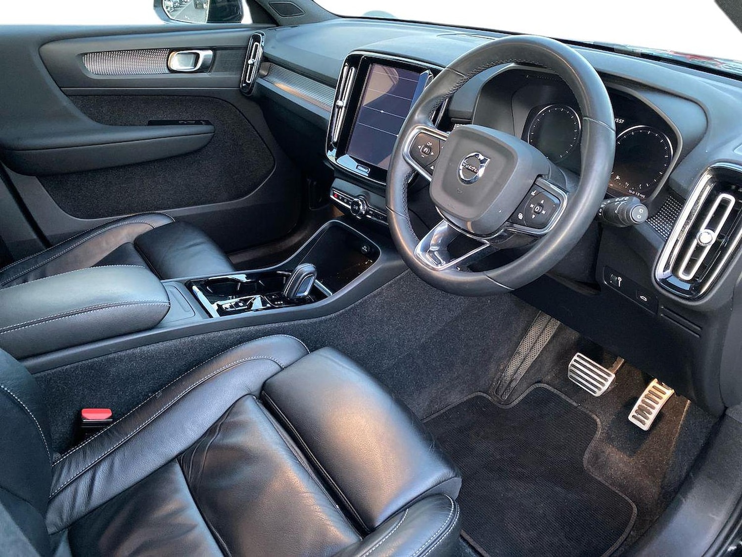 Used Volvo XC40 2021 for sale - 76855433: Photo 16