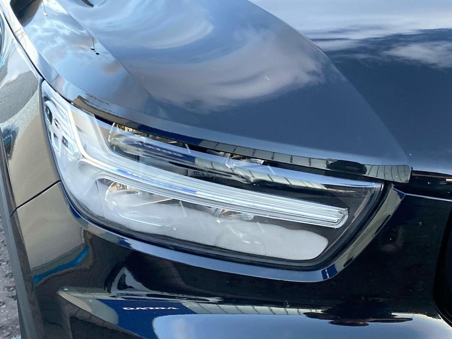 Used Volvo XC40 2021 for sale - 76855433: Photo 32